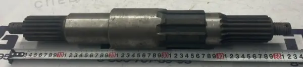 Вал выходной ГМП (нижний) Z=19/8/19