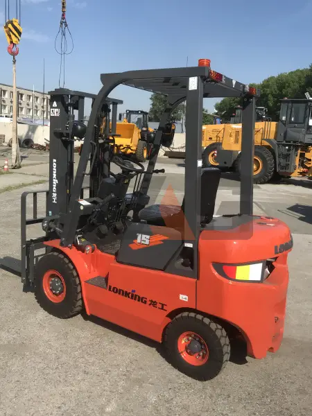 Дизельный вилочный погрузчик Lonking FD15T купить в Тюмени