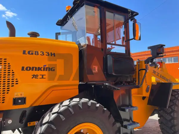 Фронтальный погрузчик Lonking LG833H купить в Тюмени