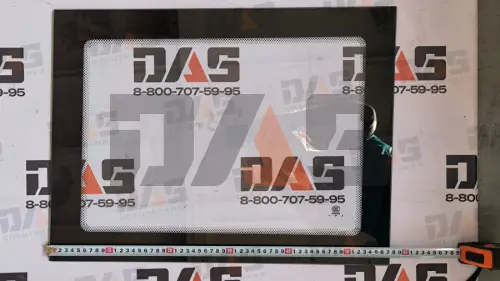 Стекло двери кабины нижнее левое ZL50NC