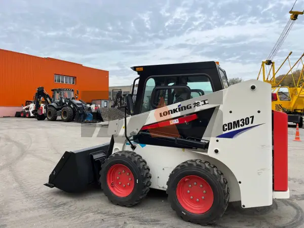 Мини-погрузчик Lonking CDM307 купить в Тюмени