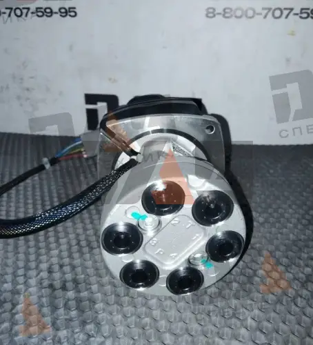 Сервоклапан управления (джойстик) правый CDM6035 оригинал