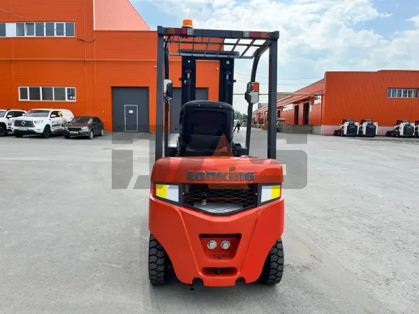 Дизельный вилочный погрузчик Lonking FD15T купить в Тюмени