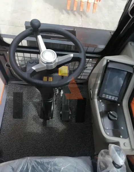 Экскаватор Lonking CDM6150W (колесный) купить в Тюмени
