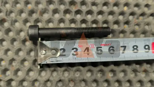 Болт М8х60 (8,8) оригинал 