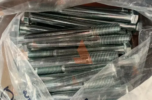 Болт крепления пальца 84C оригинал 
