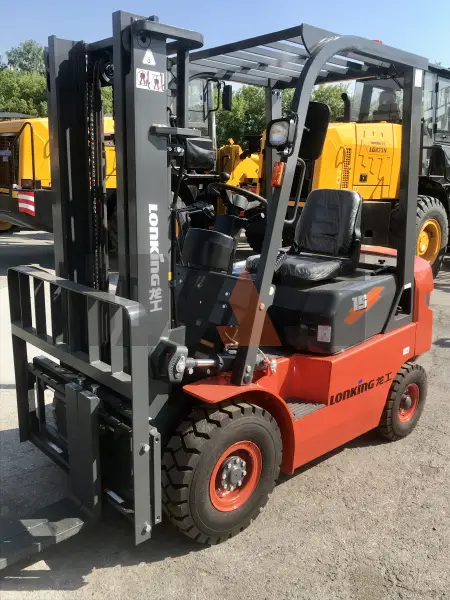 Дизельный вилочный погрузчик Lonking FD15T купить в Тюмени