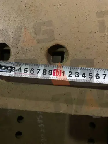 Нож ковша для LW300F (2484х320х20) с отверстиями (СТ45) (12 отверстий) н/о