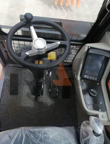 Экскаватор Lonking CDM6150W (колесный) купить в Тюмени
